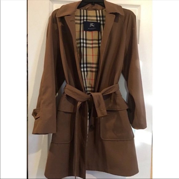 🛑SOLD🛑BURBERRY Jacket/Coat!🧥 - Picture 2 of 10